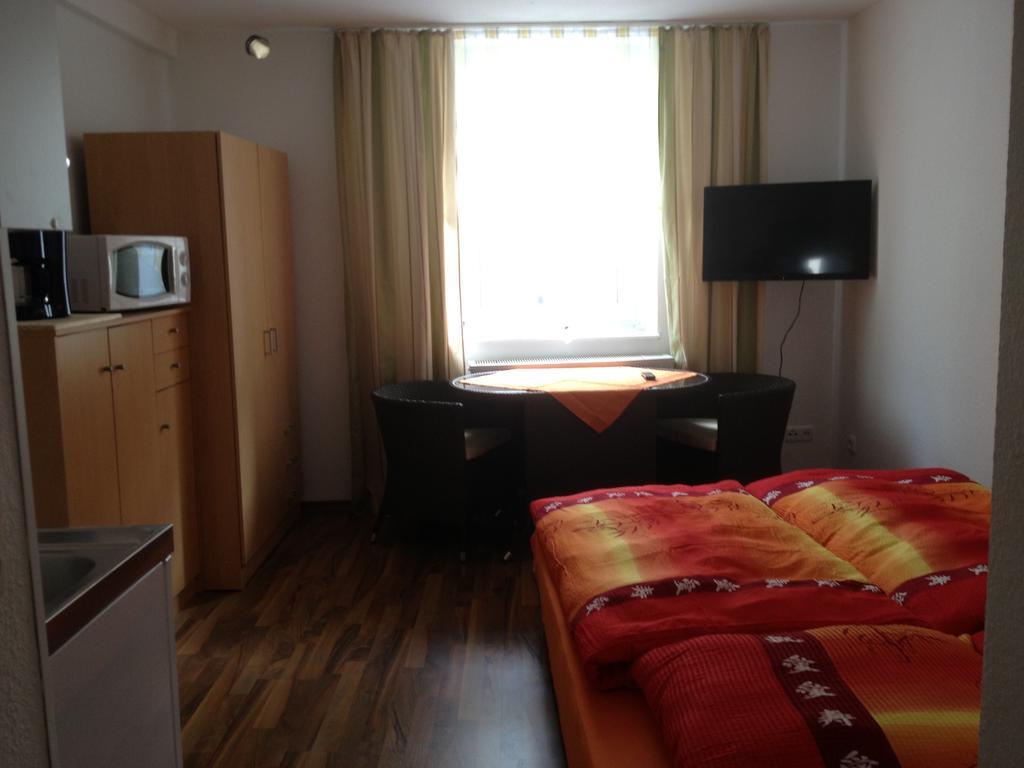 Ferienapartment: An Der Kunstakademie Хаймбах Номер фото